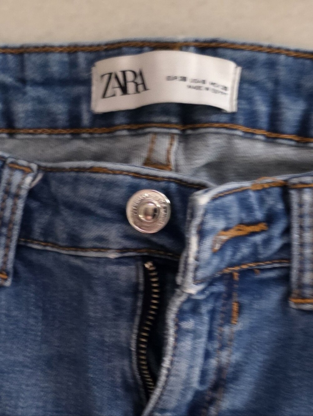 Zara Women's Blue Skinny Distressed Jeans - Picture 2 of 4